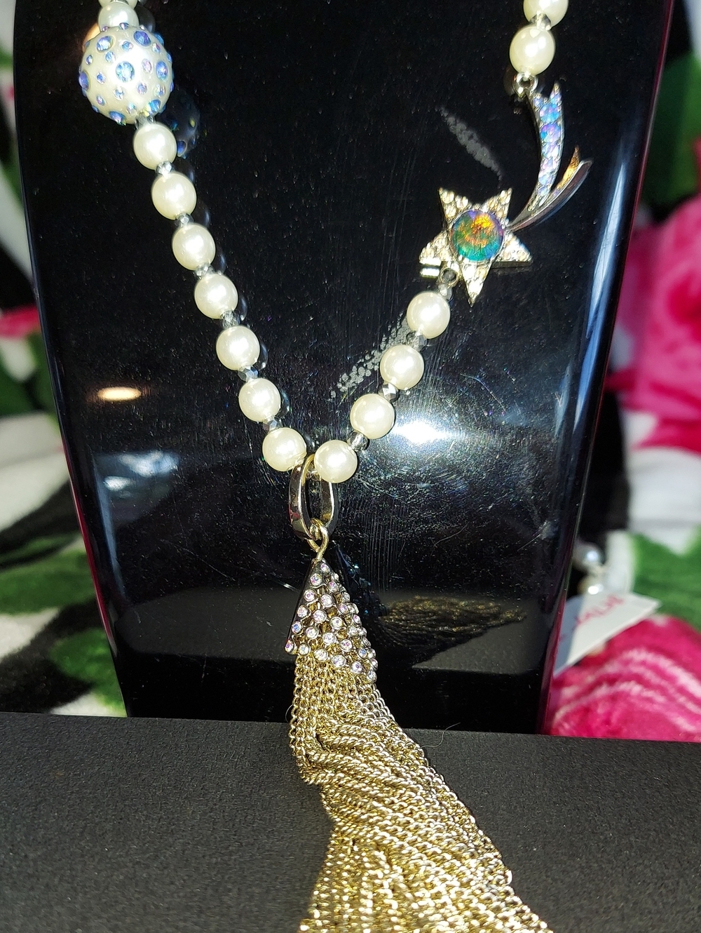 Nwt Betsey Johnson Out of this World Long Pearl Beaded necklace with Charms Set